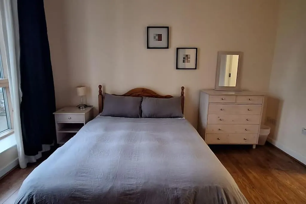 3Bed 3Bath Liffey River View Dublin Apartment
